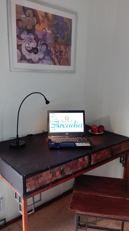 Arcadia Maephim 2* מאה פים